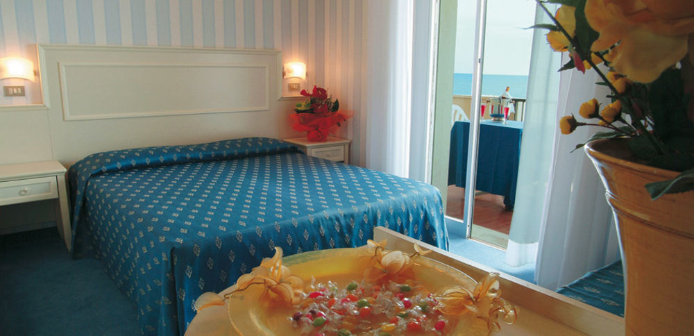 Hotel Foschi-Peninsula Bellaria-Igea Marina Dış mekan fotoğraf